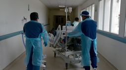 Preocupación en el Reino Unido por aumento del 20% de casos de COVID-19