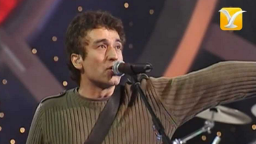VIDEO| El curita hablando de Jesús, pero cuando torturan y matan se queda callado: A 15 años del show en Viña de Los Prisioneros