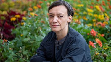 Bolonia homenajeará a chilena María José Ferrada previo a premiación de lo mejor de la literatura infantil