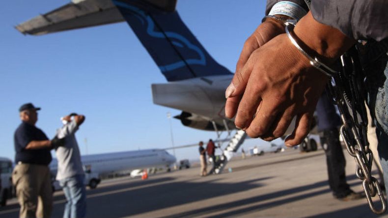 deportacion forzosa102nueve.com_.jpg