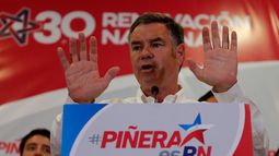 Ossandón entró al comando de Piñera exigiendo rechazar el matrimonio igualitario: Si no cumple, seré su peor enemigo
