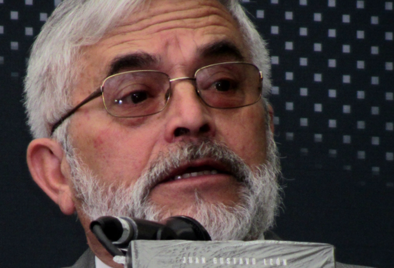 leonardo leon 574x390 1.png