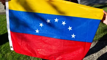 Ciudadana venezolana ingresó por paso no habilitado y alegó arraigo familiar: Suprema confirmó su expulsión de Chile