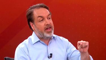 Gonzalo Müller advierte por “triunfalismo” y pide lista única en la derecha con J. A. Kast