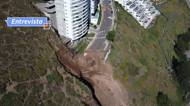 Socavón en Concón: Sistema frontal puede generar flujos de agua de alta velocidad y arrastre de material