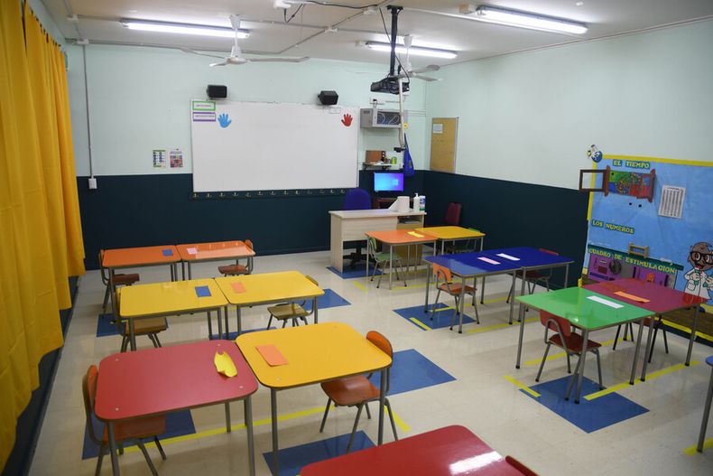 Sala de clases foto referencial.jpg