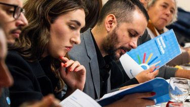 Horizonte Frente Amplio: Diagnósticos y Perspectivas: Rumbo Colectivo lanzó estudio sobre el FA