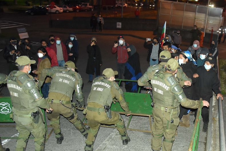 A_UNO_1327477 scaled.jpg