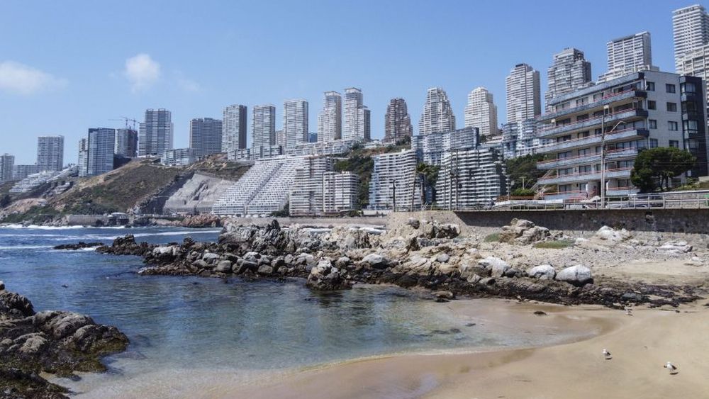 Concón: El frente legal que desde 2019 paraliza los edificios a construir en las dunas