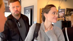 Angelina Jolie arriba de sorpresa en la ciudad de Leópolis para ayudar a los ucranianos