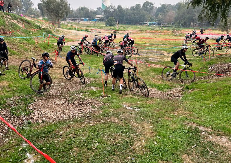 21706 ciclo cross foto.jpg