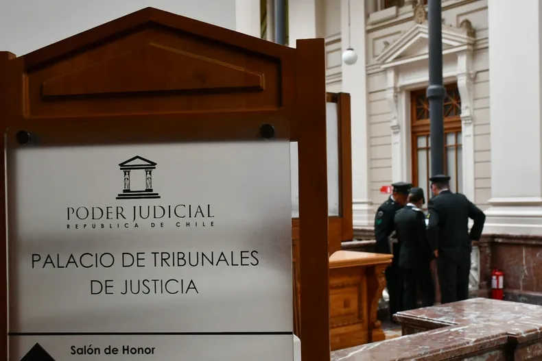 lo despidieron en represalia por denunciar a empleador ante la inspeccion del trabajo corte ordeno pagarle casi 6 millones.webp