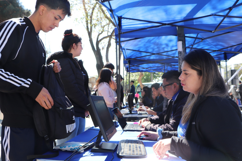 anuncian feria laboral para minorias cesantes  supervisores y analistas entre los cargos solicitados.png