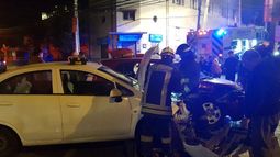 Jorge Sharp resulta ileso tras accidente automovilístico en Valparaíso