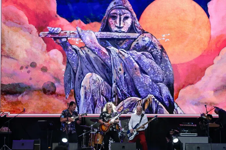 26982 a uno 1635802.webp