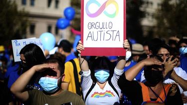 El Desconcierto | Imagen Orgullo Autista scaled e1688659506241.jpg