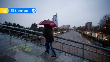 Lluvia en Santiago: Alejandro Sepúlveda detalla los días que habrá precipitaciones fuertes