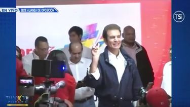 Los vínculos con Chile y Pinochet del candidato que se perfila como futuro presidente de Honduras