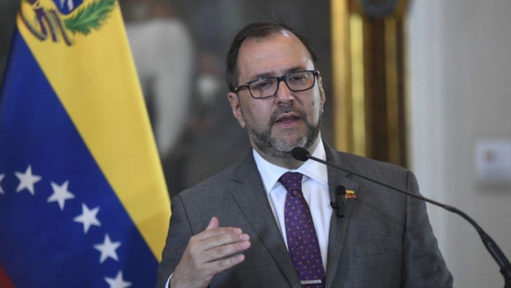 Venezuela trata de peón a Boric tras sus declaraciones: Es una pieza comprada por los EE.UU.