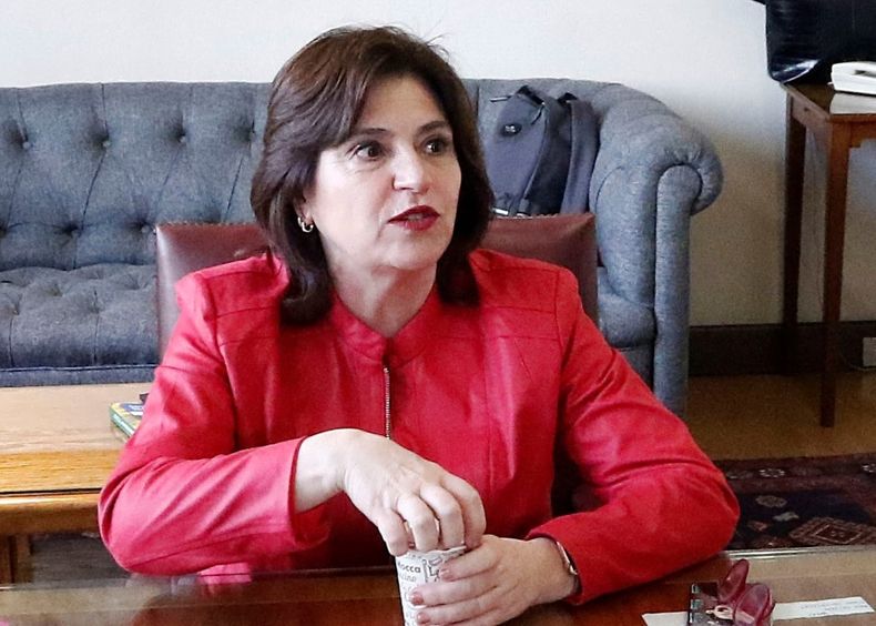 Ana Lya Uriarte.jpg
