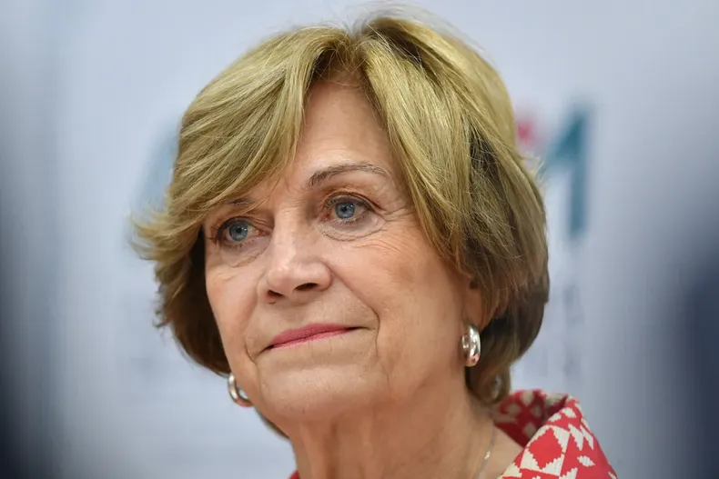 24228 a uno 1688977.webp