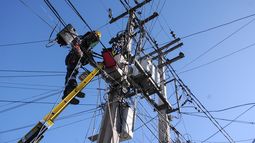 Cortes de luz este viernes 11 de julio: Serán de hasta 7 horas en comunas como Batuco, Pudahuel y Lo Espejo, entre otras