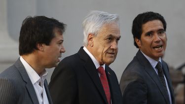 El Desconcierto | briones y pinera 1.jpg