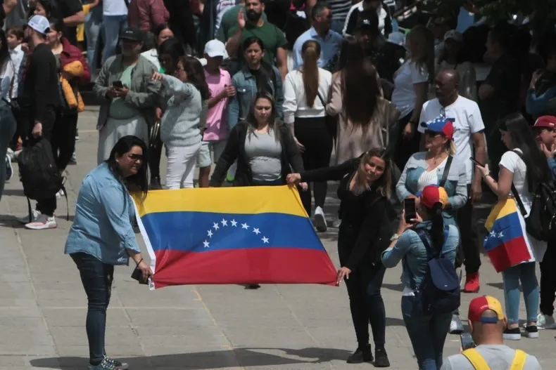 10621 venezolanosenchile.webp