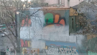 GAM borró mural “Saludo a la historia” de Mono González y lo reemplazó por una publicidad de marca de ropa deportiva