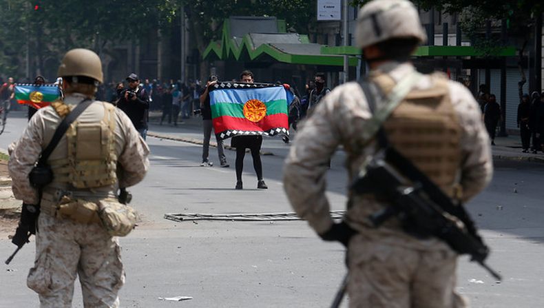 Militares desplegados en medio del estallido social.jpeg