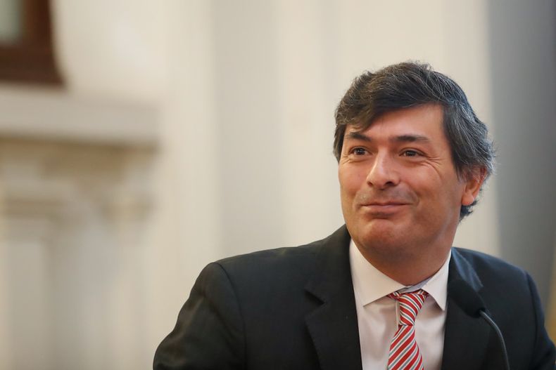 Franco Parisi.jpg