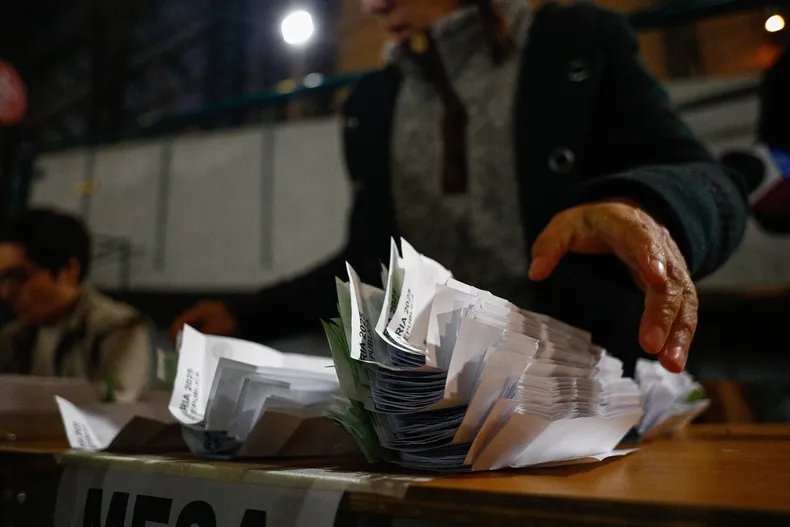 como funciona el reembolso en los candidatos presidenciales.webp