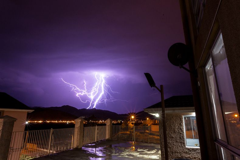 Fuertes tormentas eléctricas en el Norte Grande - Agencia Uno