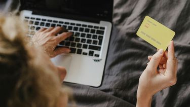 El Desconcierto | Cómo usar una tarjeta de crédito.