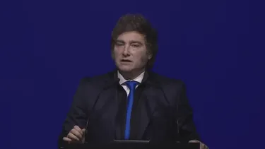 Milei bajo seria amenaza: Paliza electoral en Argentina hace tambalear su gobernabilidad y le da oxígeno al peronismo