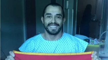 Alcanzó a abrazar a familia: Muere militar con cáncer terminal que quería regresar a Chile