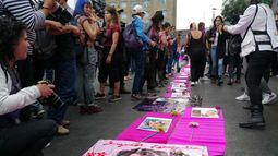 En México marchan contra la prensa que hace espectáculo con los femicidios