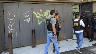 El Desconcierto | fiscalia rm oriente confirma por lo menos 14 detenidos por caso relojes vip e1675198619613.jpg