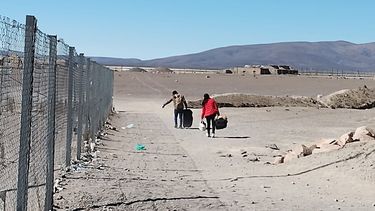Fin a la acogida de migrantes irregulares en el norte de Chile: por primera vez serán “reconducidos” hacia Bolivia