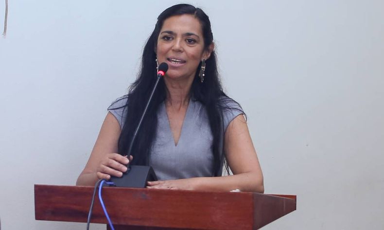 abril_nancy_yanez_2.jpg