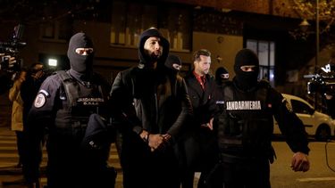 VIDEO| Influencer humillado por Greta Thunberg es detenido por explotación sexual