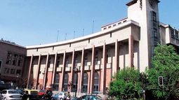 Funan a profesor de derecho de la U. de Chile que defendió el Golpe de Estado