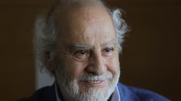 Consejo Constitucional se instalará en junio y Miguel Littin dirigirá primera sesión