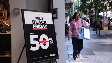 Economía chilena sigue creciendo y dando buenas noticias: Crece 2,2% en octubre impulsada por servicios y comercio