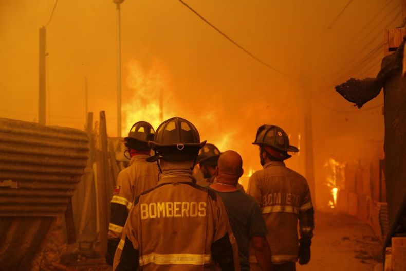 Bomberos incendios scaled e1715878414538.jpg
