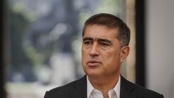 Mario Desbordes viaja a México junto a Isidro Solís para intermediar por hijos de chilenos