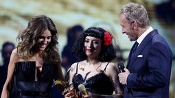 Metánse las gaviotas donde mejor les quepan: la revancha de Mon Laferte en su martes femenino