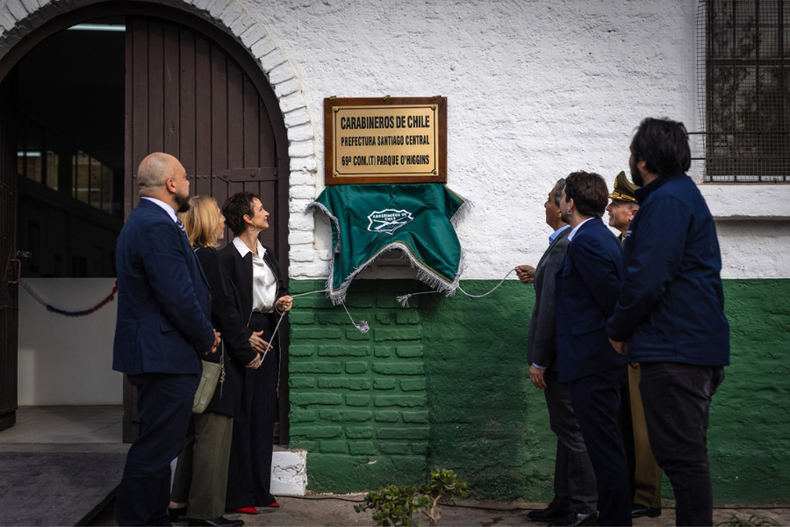 10 mil funcionarios se desplegaran en las 13 comisarias temporales una de ellas en parque ohiggins.png