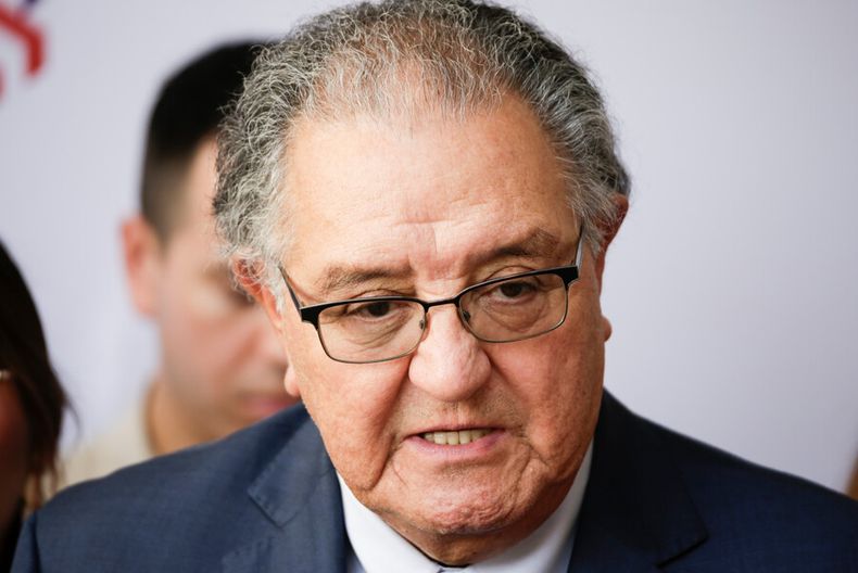 se requiere  humildad   senador huenchumilla aboga por nueva conduccion de crisis de seguridad.jpg