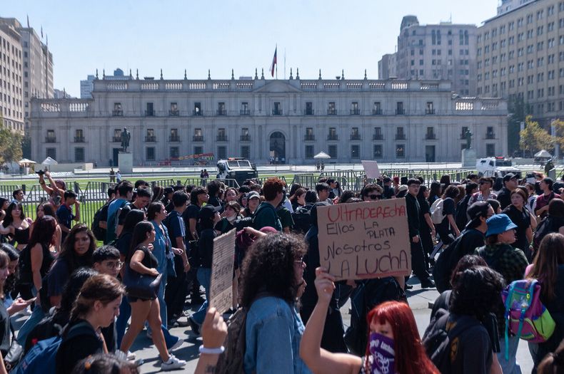 Confech convoca paro contra gobierno de Kast - Agencia Uno